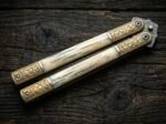 Sinauna balisong butterfly knife closed